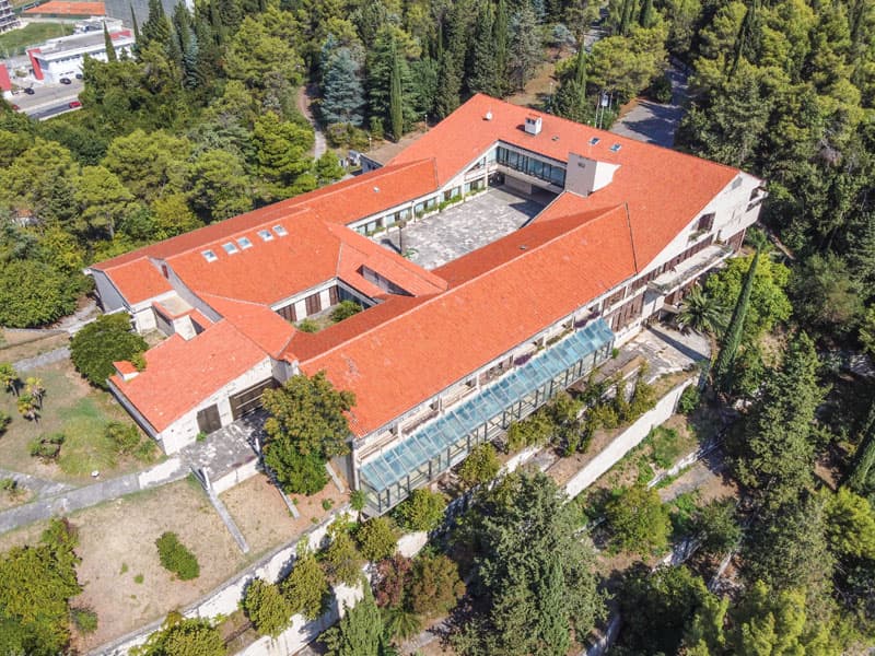 Titova vila Galeb u Igalu