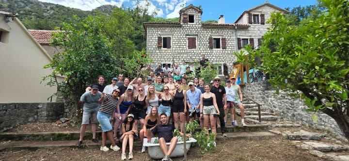 Volonteri u ekološkoj akciji na Muu